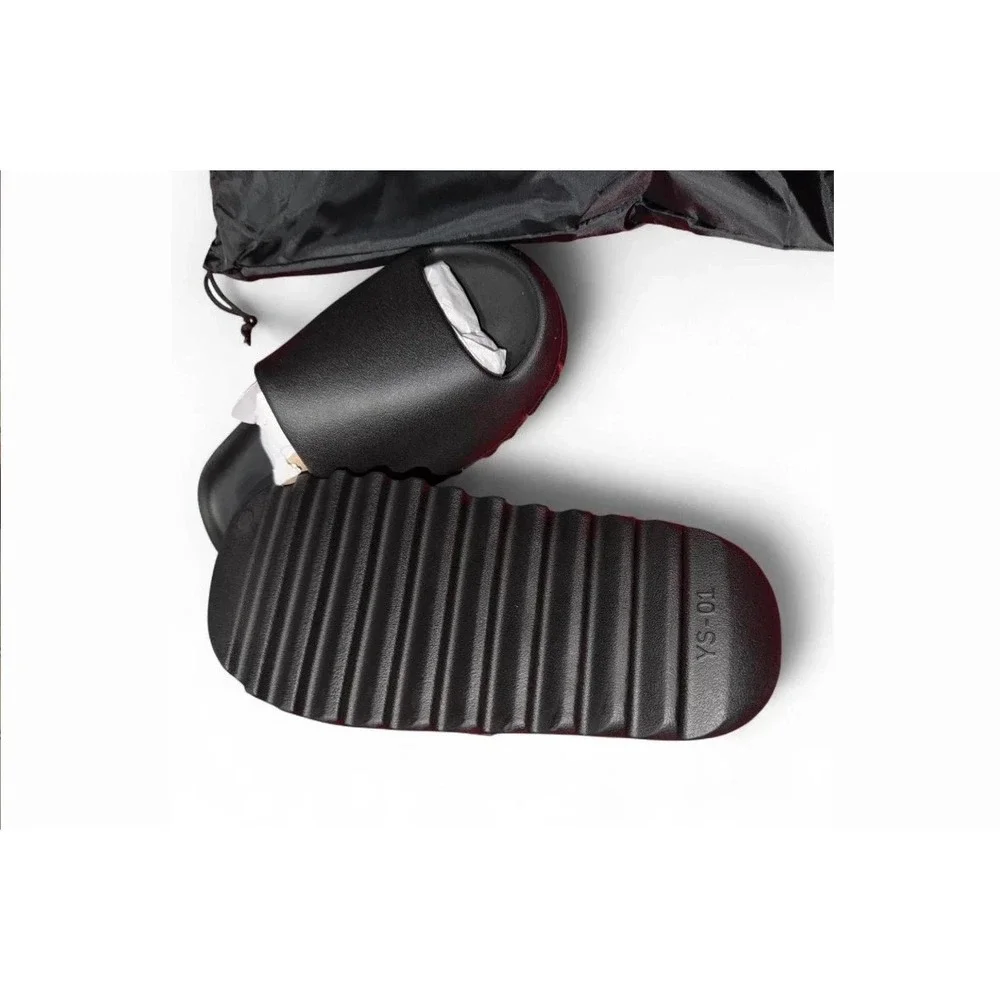 YZY Yeezy Slide YS-01  Men's Size 9 Black 2025 YS-01-BLACK NEW